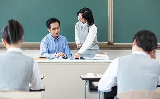 海豚教育一對(duì)一輔導(dǎo) 給孩子更全面的指導(dǎo)